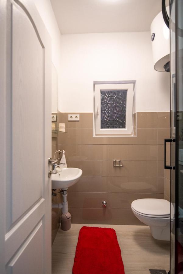 Apartman L&A Apartment Biograd Na Moru Exterior photo